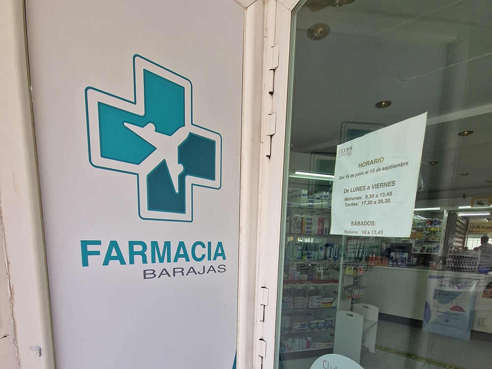 farmacia barajas madrid exterior 4 oficial Farmacia Barajas Calle San Estanislao 6 | Farmacias Madrid