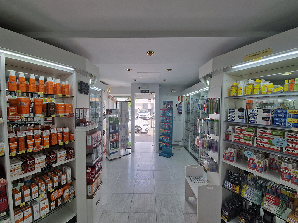 farmacia barajas madrid interior 14 Farmacia Barajas Calle San Estanislao 6 | Farmacias Madrid